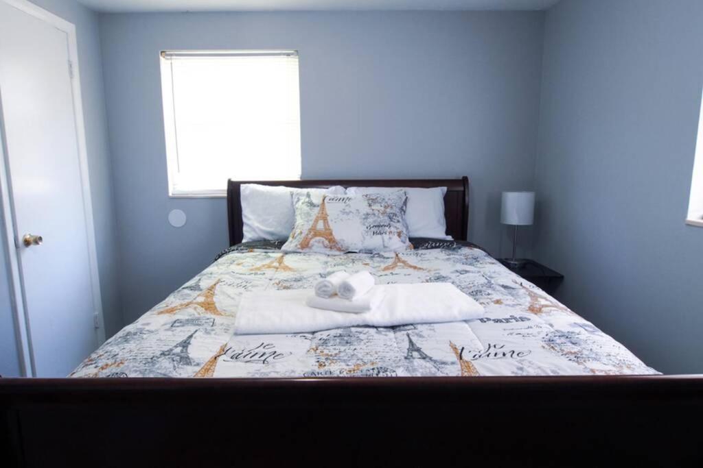 Spacious Family-Sized Home In Central Location Jacksonville Exterior foto